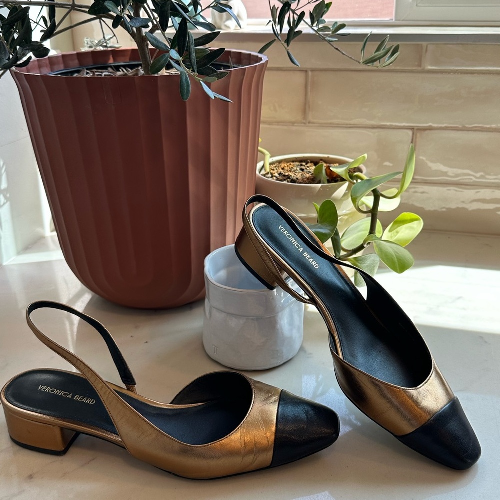 Veronica Beard Black and Gold Women's Shoes
